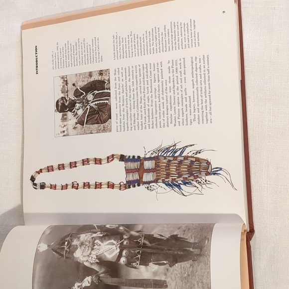 Native American Arts and Crafts 1995 Book Hardcover Color Illustrations 90s Vtg - Picture 5 of 13